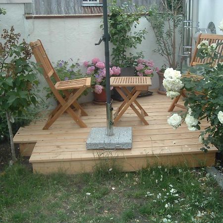 Cottage Ferienwohnung Mit Seeblick Caputh Exterior photo