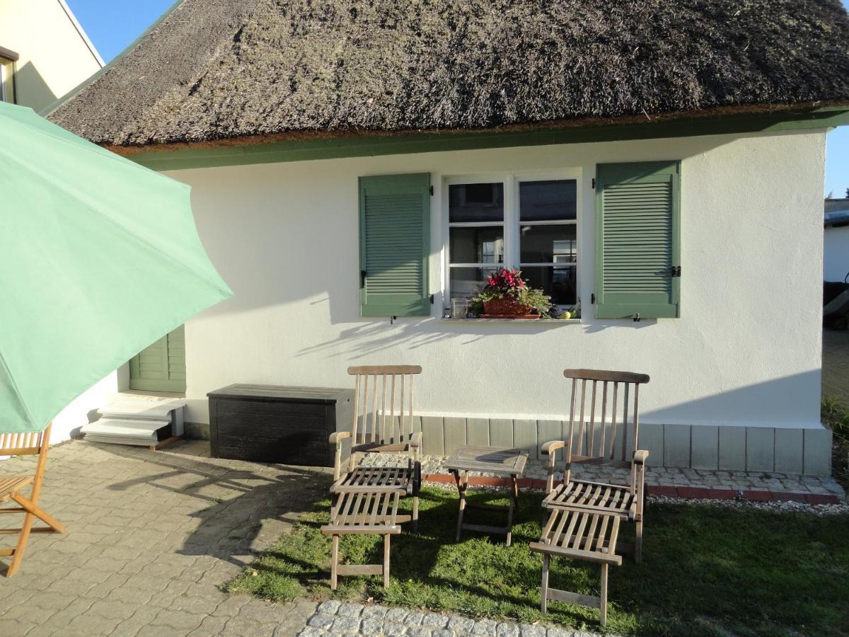 Cottage Ferienwohnung Mit Seeblick Caputh Exterior photo